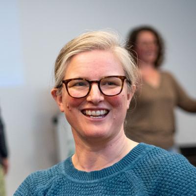 Profile of Lesley Dampier
